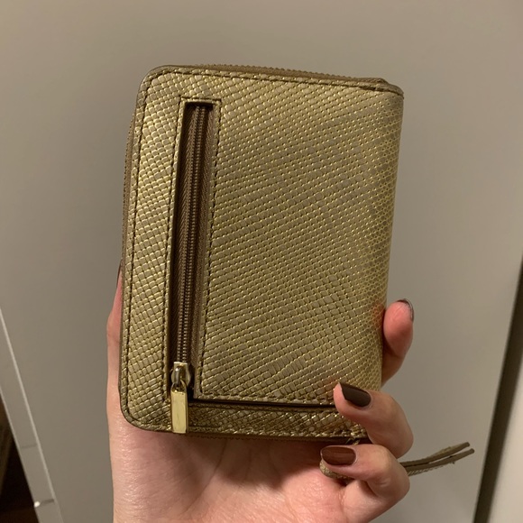 Fossil Gold Wallet - Picture 2 of 3